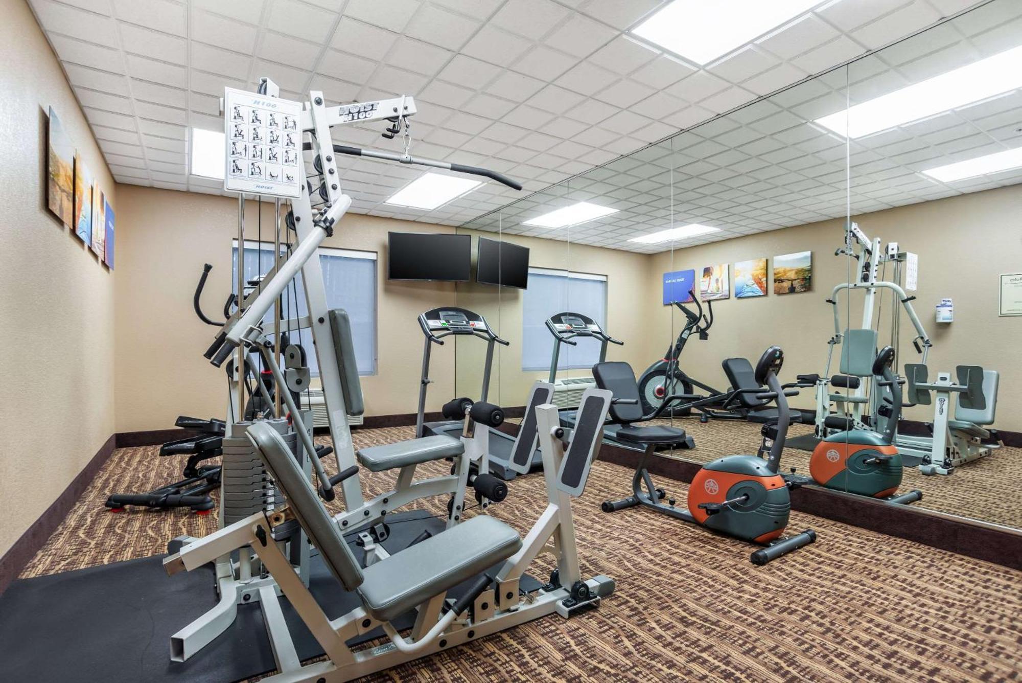 Comfort Inn & Suites Crestview Bagian luar foto