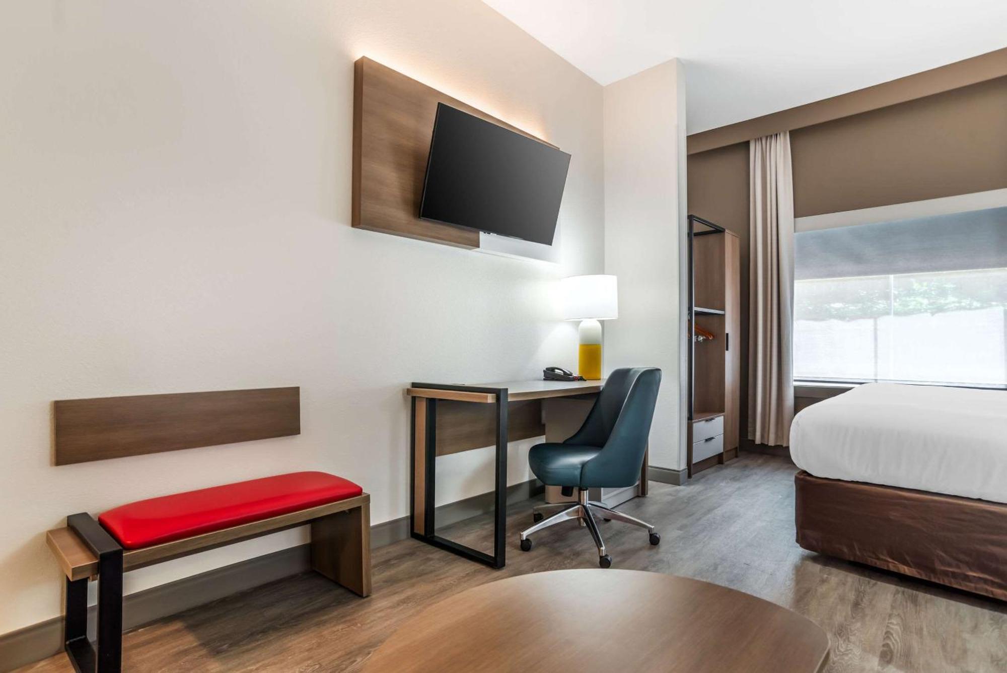 Comfort Inn & Suites Crestview Bagian luar foto