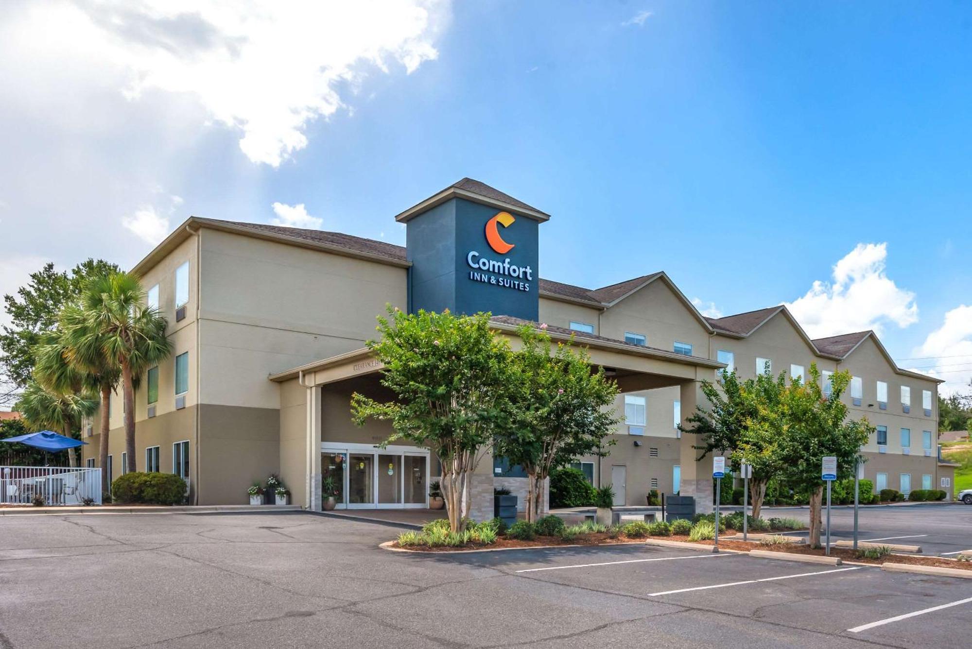 Comfort Inn & Suites Crestview Bagian luar foto